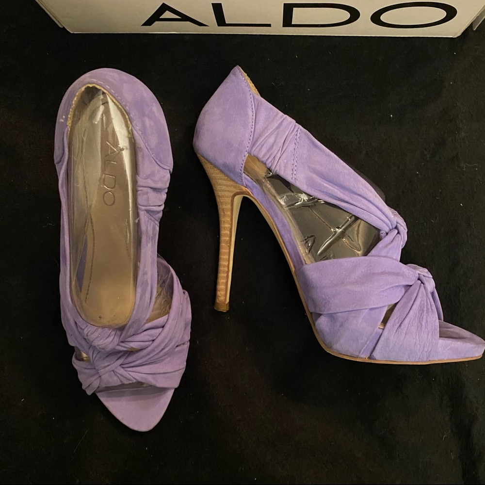 Aldo strapped stilettos periwinkle suede size 7